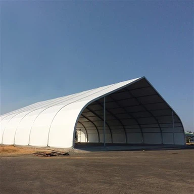 Крива намет